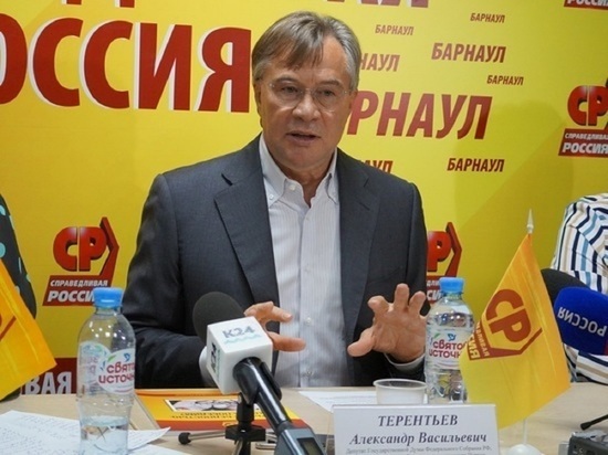 Глава алтайских эсеров Александр Терентьев сохранит пост руководителя реготделения