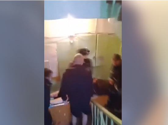 Житель Иркутска взорвал соседа в лифте из-за шумного ремонта