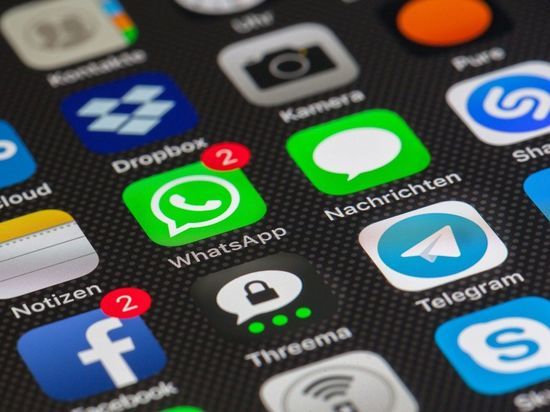 Генерал ФСБ рассказал, чью WhatsApp-переписку в России «сканируют» в США