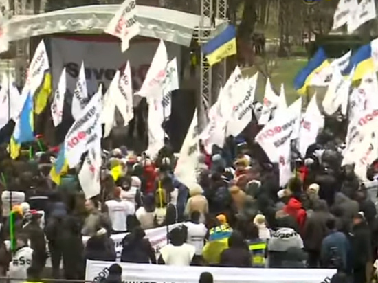 На Украине начался день госпереворота; вышли только националисты