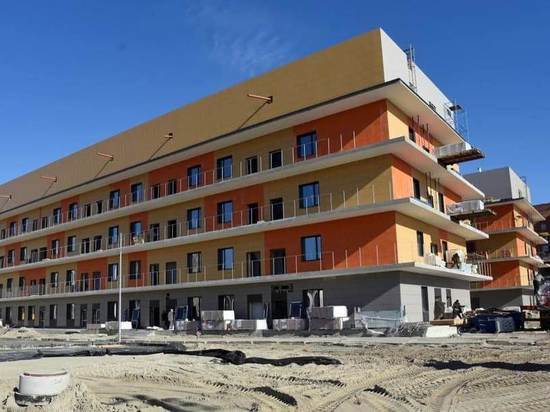 В новый инфекционный корпус ОМКБ 2 декабря привезут часть мебели и оборудования