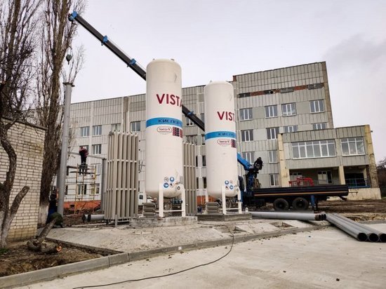 В Курске у ковидария БСМП установили два газификатора