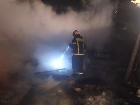 В калужском Ворсино на пожаре пострадал человек