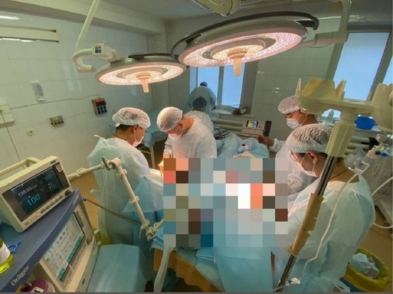Калмыцкие врачи впервые провели сложную тазобедренную операцию