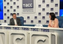 Губернатор Белгородской области Вячеслав Гладков рассказал о прививочной кампании против COVID-19 на пресс-конференции в ТАСС