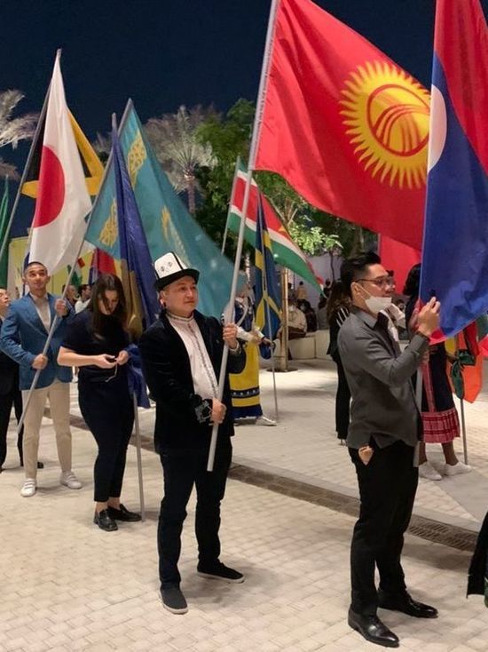 Флаг Кыргызстана торжественно поднят в Дубае