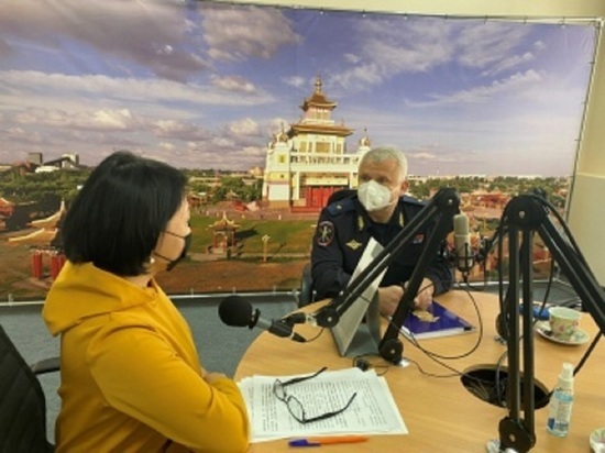 Министр МВД Калмыкии ответил на вопросы радиослушателей