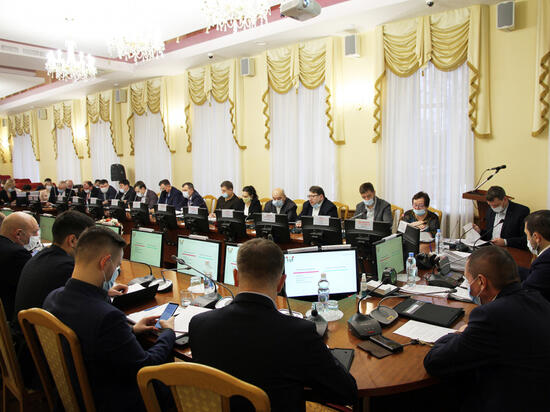 В Смоленске увеличен налог на имущество физлиц, владеющих офисами и торгцентрами