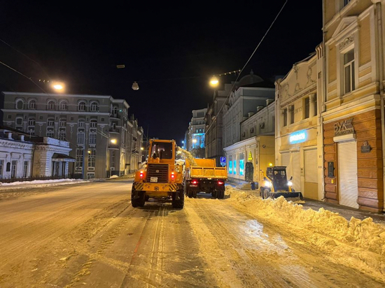 Жители Владивостока снова создали 9-бальные пробки