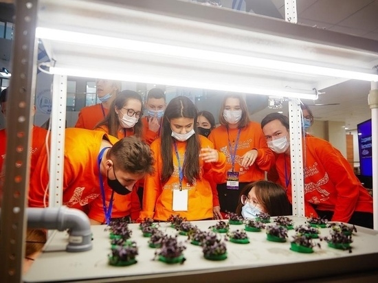 Школьники Югры представили свои научные разработки на фестивале в Сургуте
