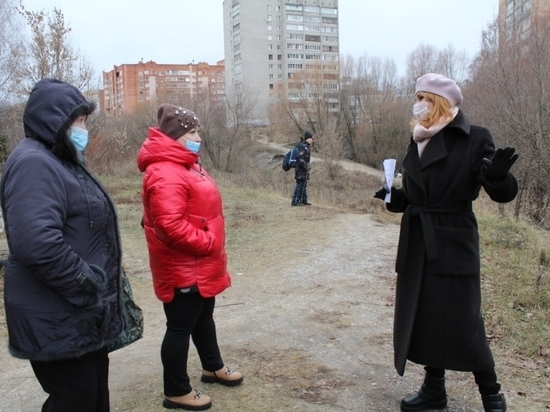 Юлия Рокотянская провела выездной приём в рязанском посёлке Юбилейный