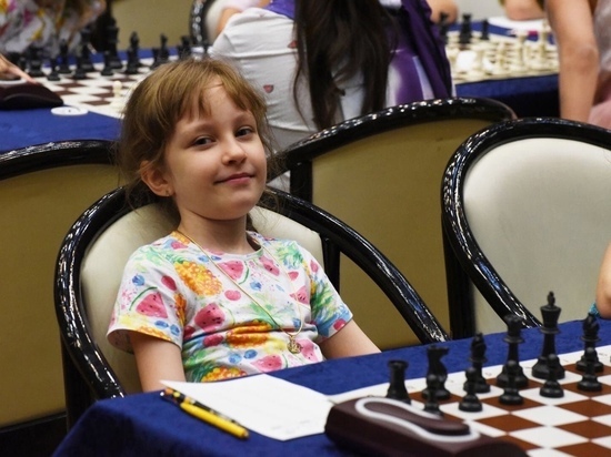 В топ-5 мирового рейтинга вошла семилетняя шахматистка из Ноябрьска