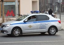В центре Москвы на 2-й Брестской улице произошла стрельба, после нее госпитализирован один человек, сообщает Telegram-канал Readovka