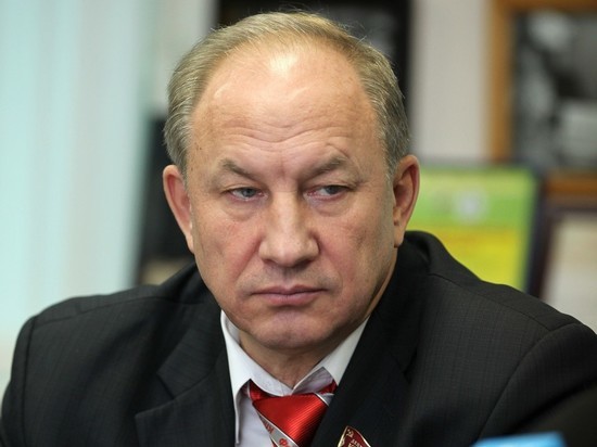 Депутата Рашкина вызвали на допрос в Следственный комитет