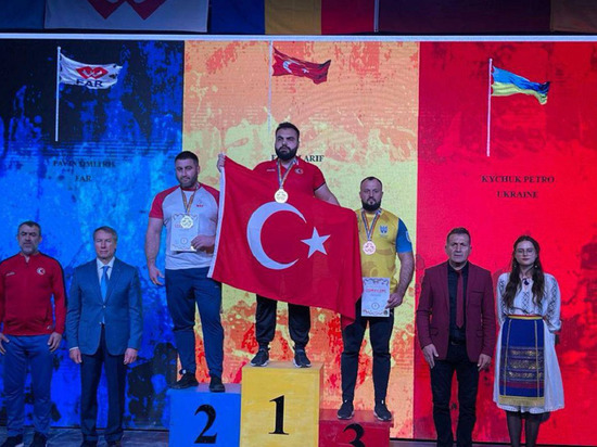 Серебряным призером чемпионата мира по армрестлингу стал силач из ЯНАО