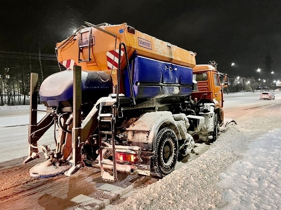 Новгородские коммунальные службы усилят работу над уборкой города от снега
