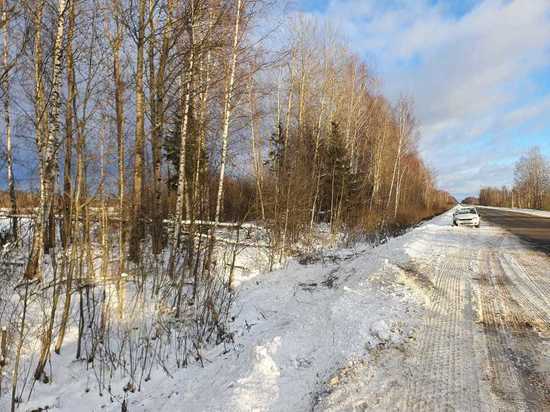 В Тверской области пассажирка отечественной легковушки получила травму головы