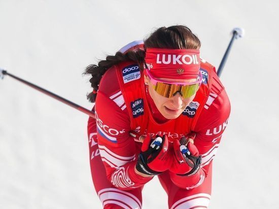 Лыжница Непряева стала пятой в индивидуальной гонке на этапе Кубка мира