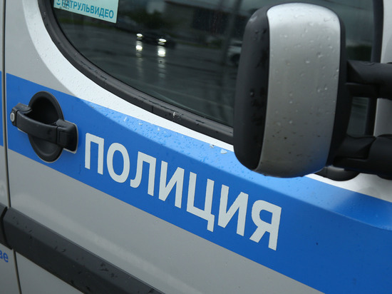 В Дагестане автомобилист протащил полицейского на капоте легковушки
