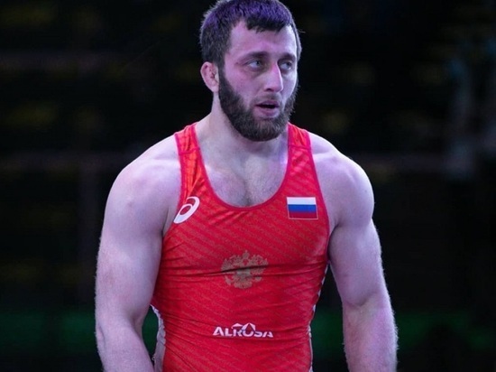 Спортсмен из Красноярска стал одним из лучших в международном рейтинге борцов в 2021 году