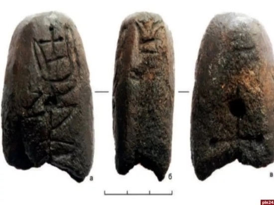 Старинный артефакт со знаками Рюриковичей обнаружили в Пскове
