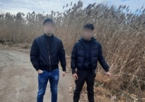Оперативники установили, что 22- летний парень приехал в Астраханскую область для распространения синтетического наркотического средства