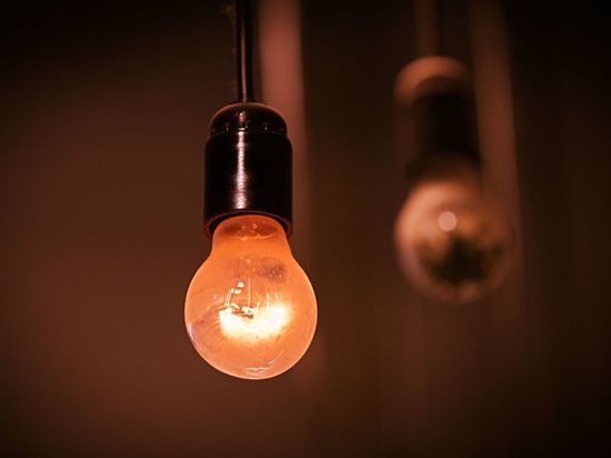 Более 400 домов в Новгородской области остаются без электричества