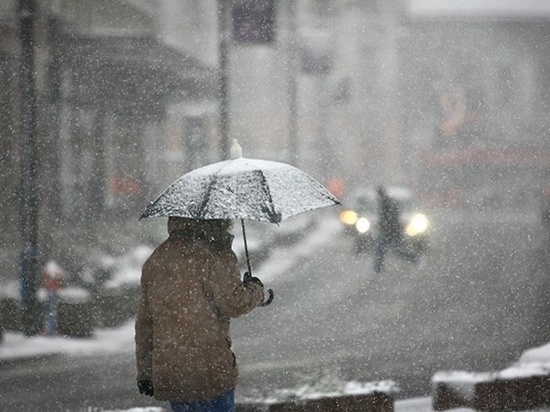 Из-за мокрого снега на Дону объявили штормовое предупреждение
