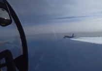 Активность авиации НАТО над Черным морем едва не вышла боком
