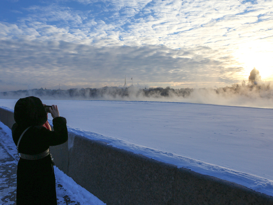 Морозная ночь на понедельник в Петербурге может побить суточный рекорд 128-летней давности