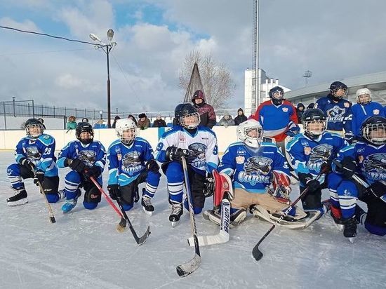 Юные хоккеисты Бурятии сыграли в «русскую классику» на льду