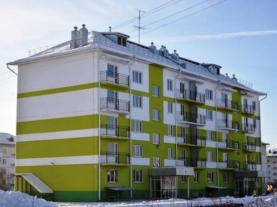 Новые квартиры получили ещё 75 семей Кузбасса