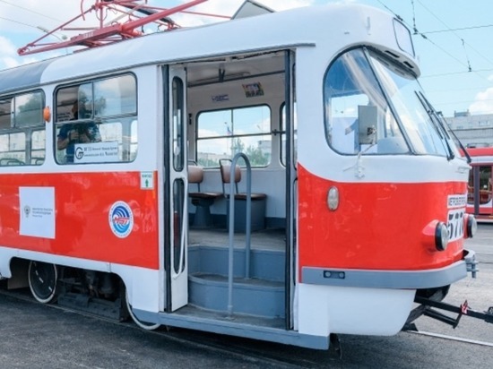 В Волгограде под землей почти на полчаса застрял вагон метротрама
