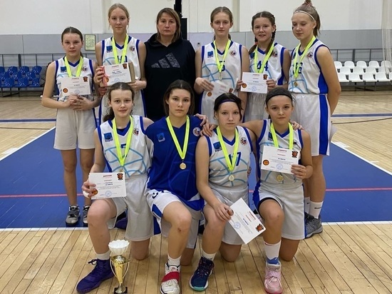Костромские юные баскетболистки взяли «золото» на втором туре первенства области
