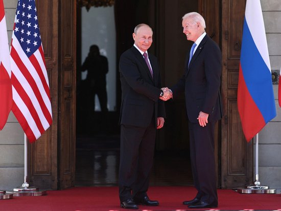 Стали известны ожидания политологов от встречи Путина и Байдена; «США прогнутся»