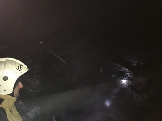 На Дону два человека погибли в крупном пожаре