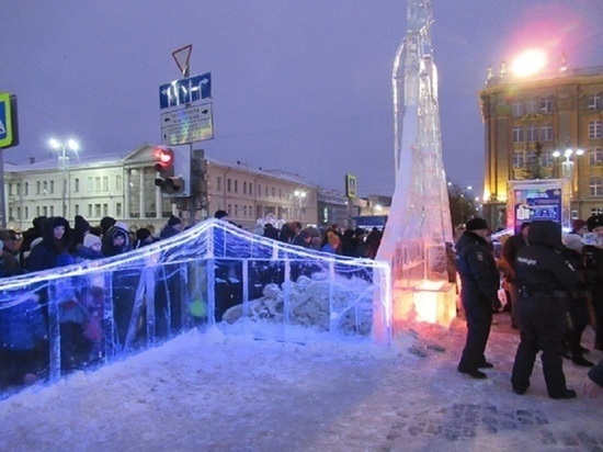 На площади 1905 года подрались строители новогоднего городка