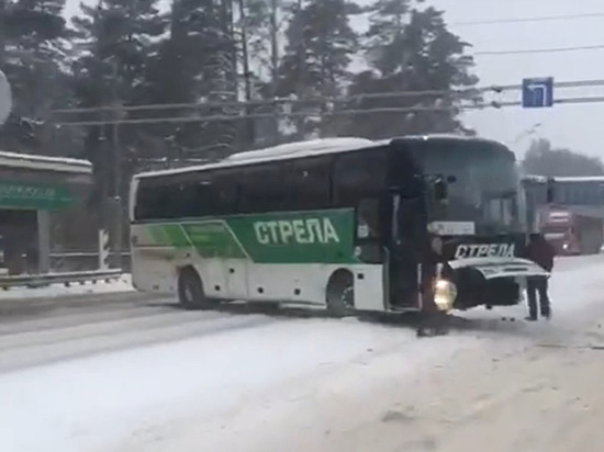 В Тверской области в ДТП попал пассажирский автобус «Стрела»