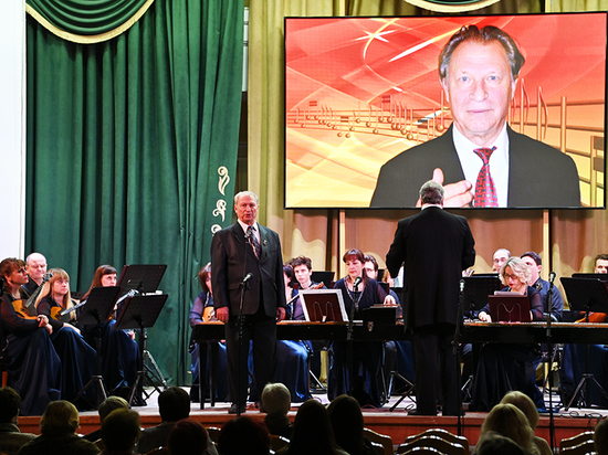 Композитор Николай Писаренко отметил 85-летие на сцене областной филармонии в Смоленске