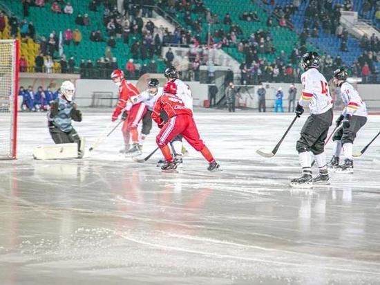 Хакасские Саяны выиграли матч у команды из Хабаровска