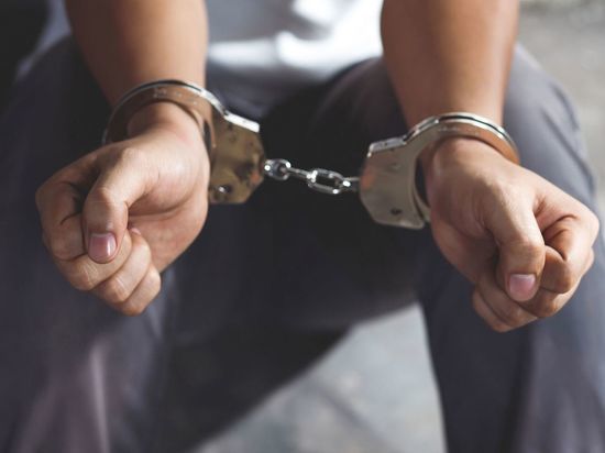 Полиция задержала калининградца за жестокое избиение девушки