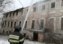 Основной версией пожара в старинной усадьбе под Серпуховом, которая принадлежала династии российских дипломатов Нащокиных, стал поджог