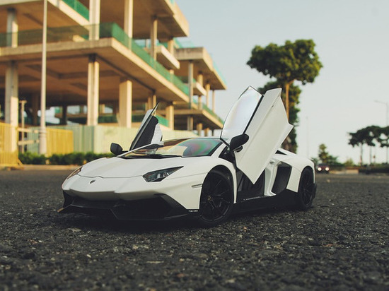 Смолянка покупала автомобиль и отправила мошеннику 55 тысяч рублей