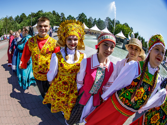 В Челябинской области межнациональные отношения укрепляют культурным обменом между народами