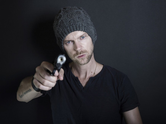 Ранее судимый смолянин решил вспомнить былое и пошел грабить магазин