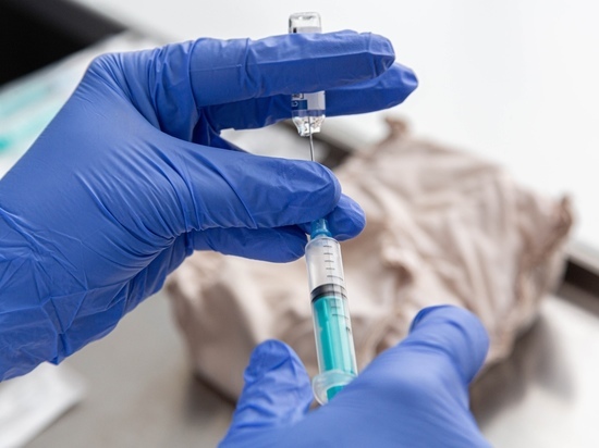 Вирусолог из Новосибирска рекомендовал новый срок ревакцинации от коронавируса