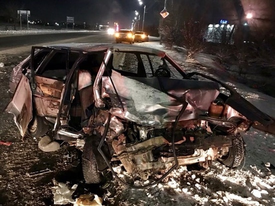В Оренбурге столкнулись два легковых автомобиля