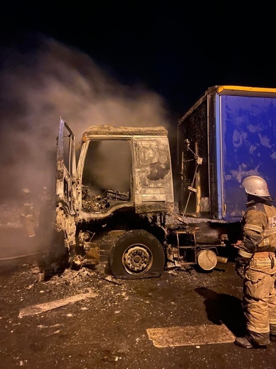 На федеральной трассе возле Дзержинска сгорел грузовик