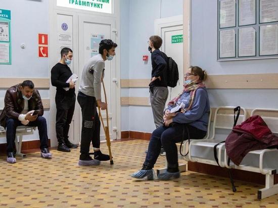 Травмы из-за гололеда за неделю получил 371 человек в Новосибирске