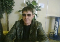 Во вторник в МФЦ «Рязанский» во время стрельбы погиб 42-летний охранник Алексей Рузлев - сотрудник частного ЧОП